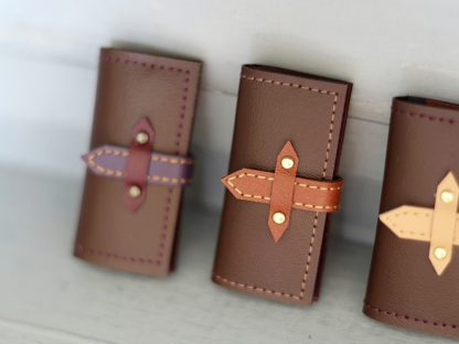 1/3 Wallets - Image 33