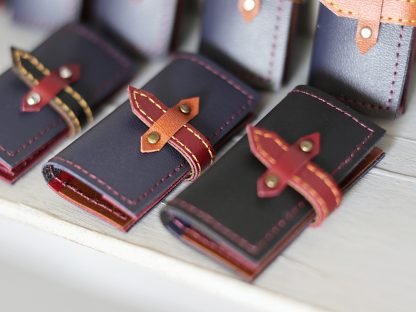 1/3 Wallets - Image 30