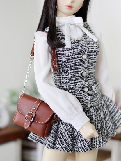 1/3 Shoulder Bag - Image 9