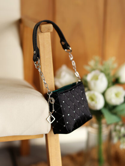 1/3 Shoulder Bag