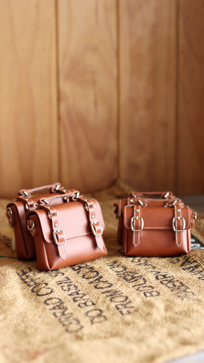 1/4&1/3 Messenger Bag