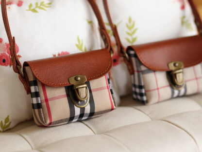 1/4&1/3 Shoulder Bag：圖片 4