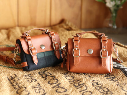 1/3 Messenger Bag
