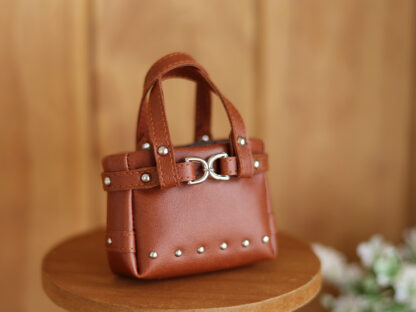1/3 Hand bag