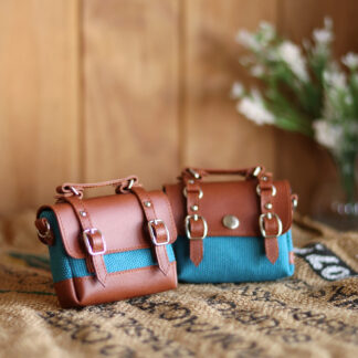 1/3 Messenger Bag