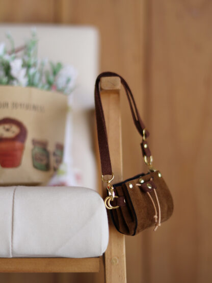 1/3 Shoulder Bag