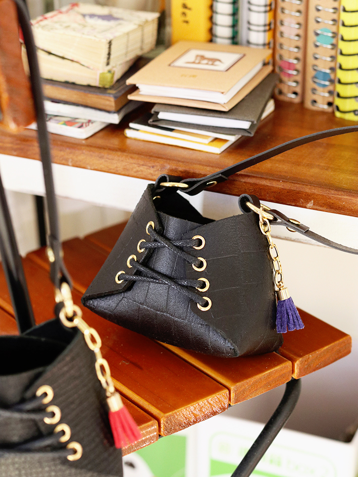 1/3 Shoulder Bag