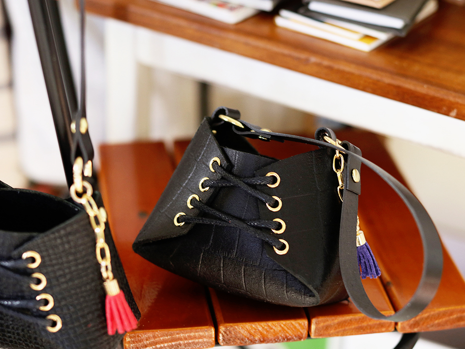 1/3 Shoulder Bag - Image 12