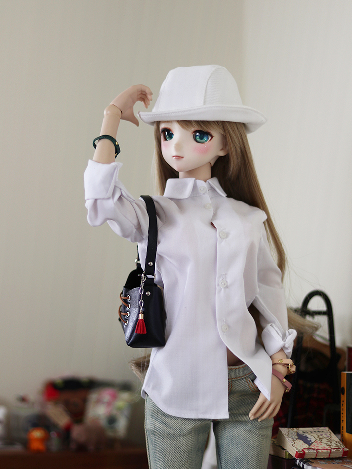 1/3 Shoulder Bag - Image 6